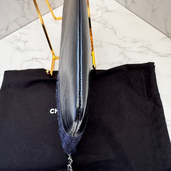 Chanel Gabrielle clutch in quilted tweed and calfskin leather - Picture 11 of 12